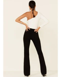 Shyanne Women's Seamed Pockets Mid Rise Bootcut Jeans -Velora Studio Shop 2000342606 001 P4