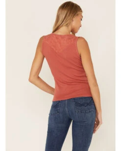 Idyllwind Women's Hillside Road Henley Tank 6 Idyllwind Women's Hillside Road Henley Tank -Velora Studio Shop 2000359118 644 P3