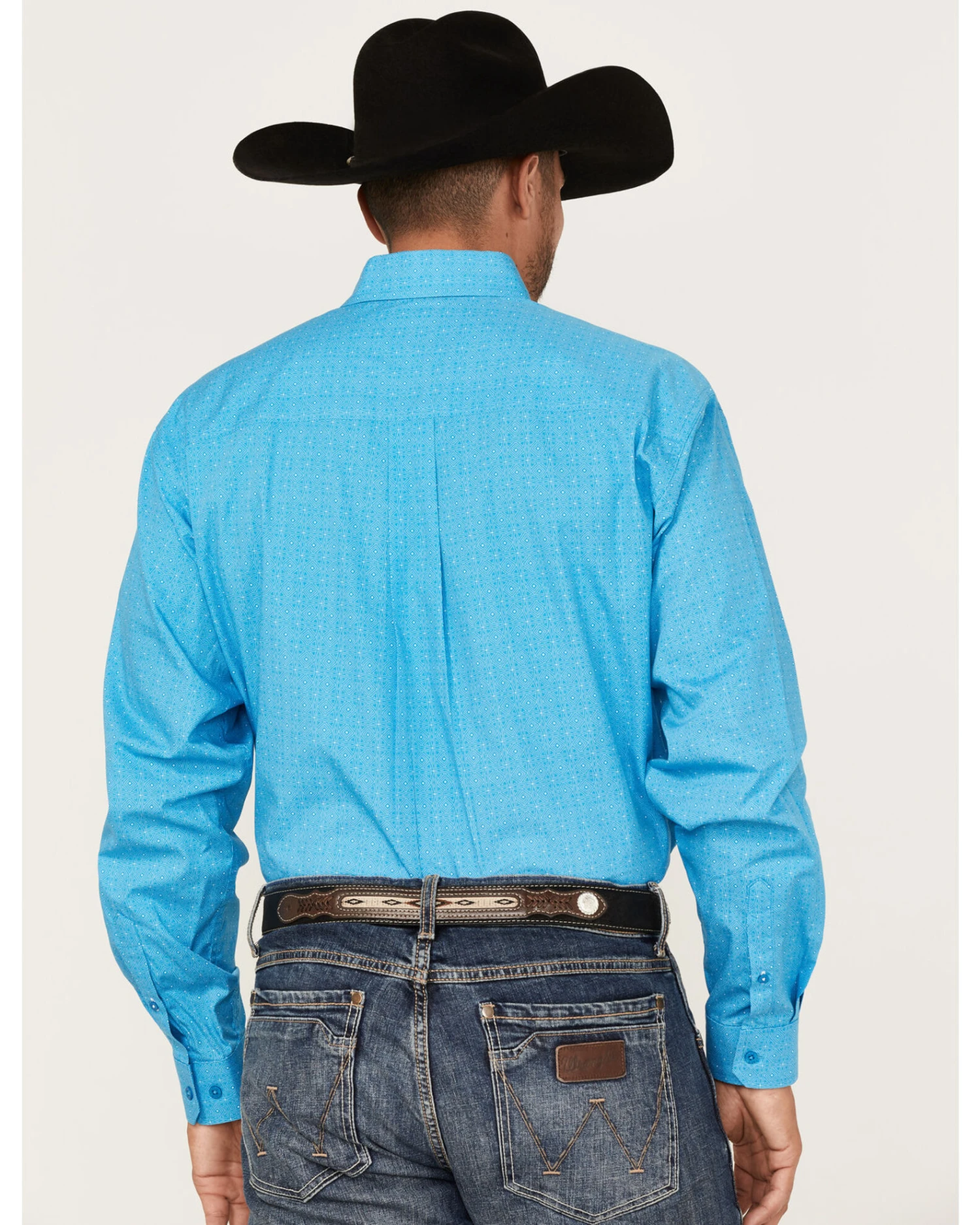 Cinch Men's Geo Print Long Sleeve Button Down Western Shirt 4 Cinch Men's Geo Print Long Sleeve Button Down Western Shirt - Image 4