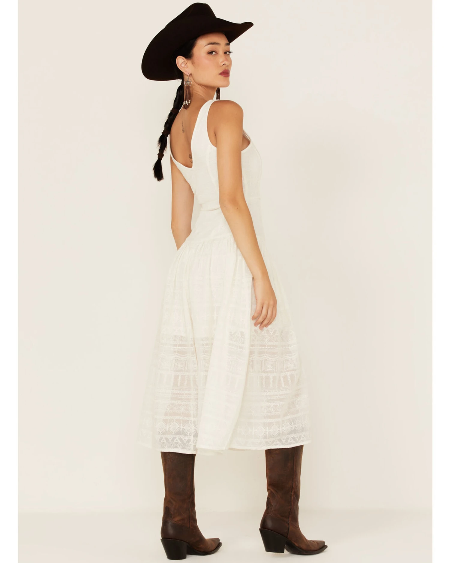 Shyanne Women's Drop Waist Button Front Sleeveless Midi Dress 4 Shyanne Women's Drop Waist Button Front Sleeveless Midi Dress - Image 4