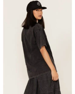 Cleo + Wolf Women's Oversized Wolf Graphic Tee -Velora Studio Shop 2000364850 001 P4