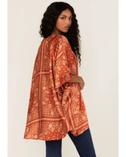 Tempted Women's Paisley Satin Kimono Crop Top Set - 2-piece -Velora Studio Shop 2000372844 410 P4