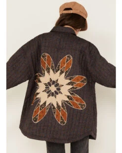 Cleo + Wolf Women's Novelty Quilted Shacket -Velora Studio Shop 2000374811 060 P4