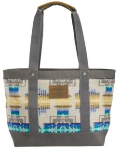 Pendleton Women's Chief Joseph Zip Tote Bag