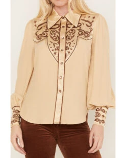 Shyanne Women's Long Sleeve Embroidered Western Snap Shirt -Velora Studio Shop 2000382862 251 P3