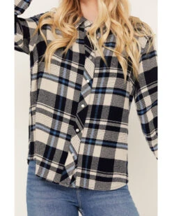 Idyllwind Women's Plaid Print Long Sleeve Woodlands Feather Western Snap Shirt -Velora Studio Shop 2000382973 023 P3