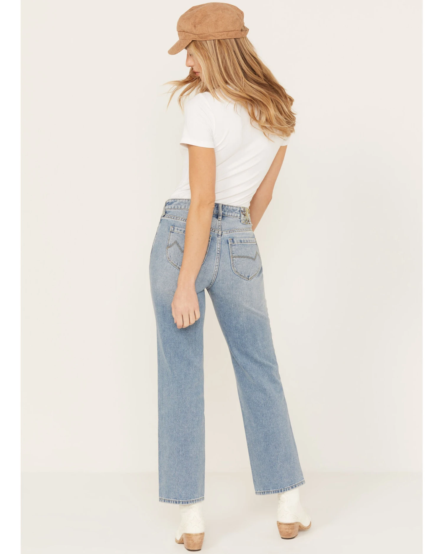 Cleo + Wolf Women's Medium Wash Mid Rise Slim Straight Ankle Jeans 3 Cleo + Wolf Women's Medium Wash Mid Rise Slim Straight Ankle Jeans - Image 3