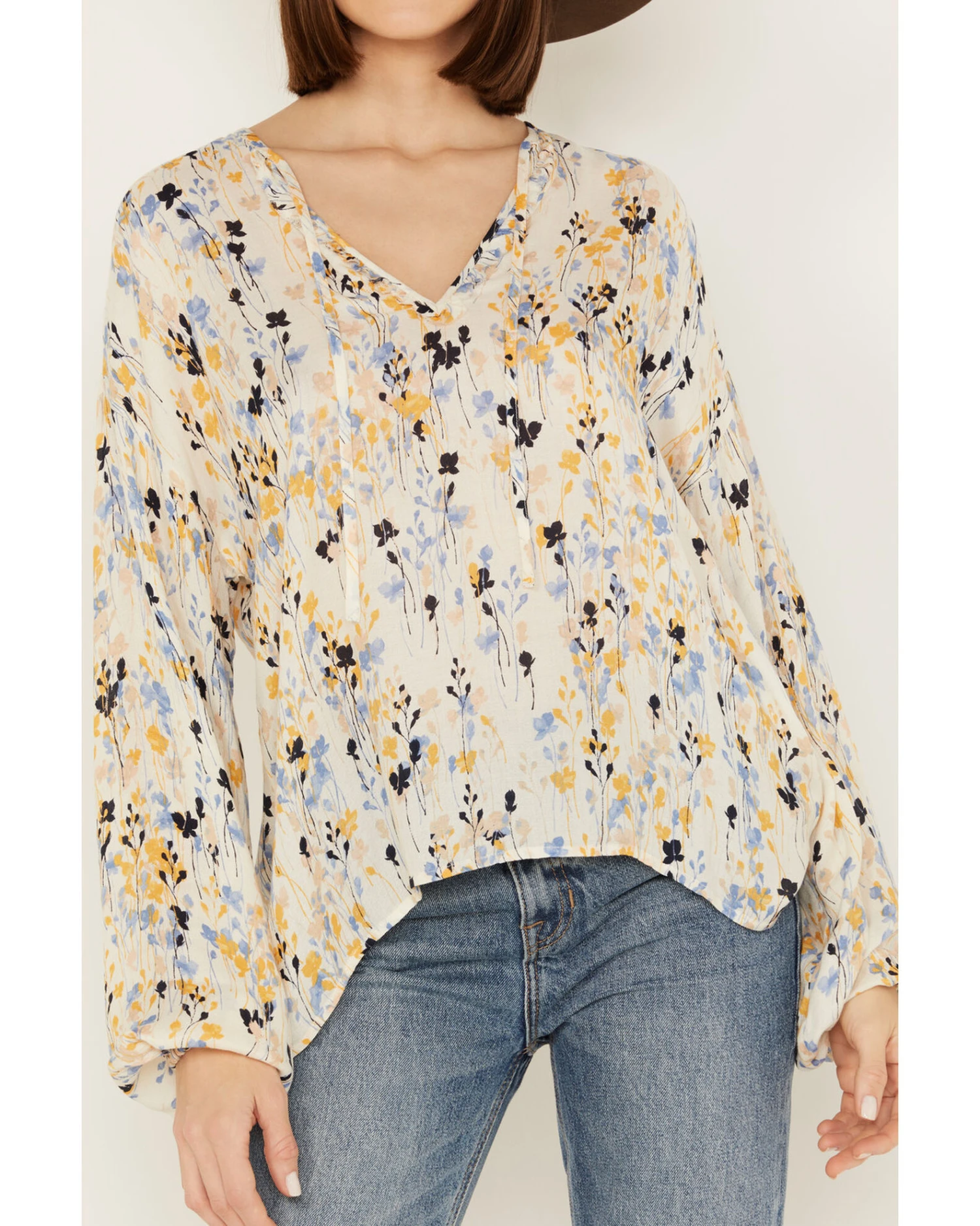 Cleo + Wolf Women's Crepe Rayon Printed Blouse 3 Cleo + Wolf Women's Crepe Rayon Printed Blouse - Image 3