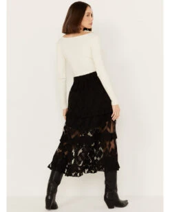 Shyanne Women's Diamond Embroidered Mesh Skirt -Velora Studio Shop 2000386670 001 P4