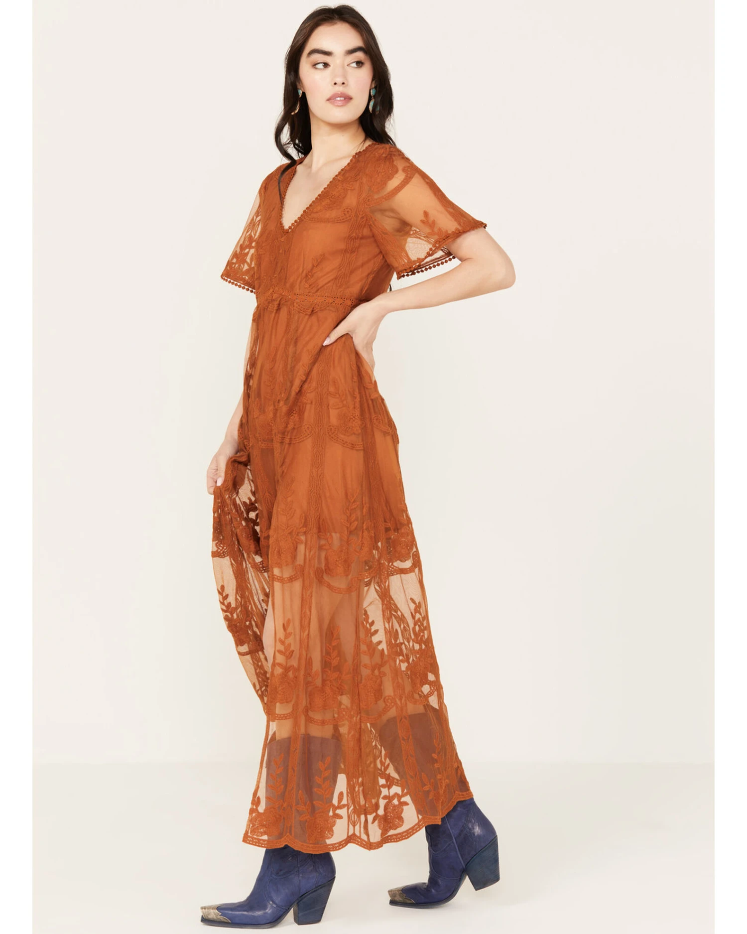 Shyanne Women's Floral Lace Split Leg Maxi Dress 2 Shyanne Women's Floral Lace Split Leg Maxi Dress - Image 2