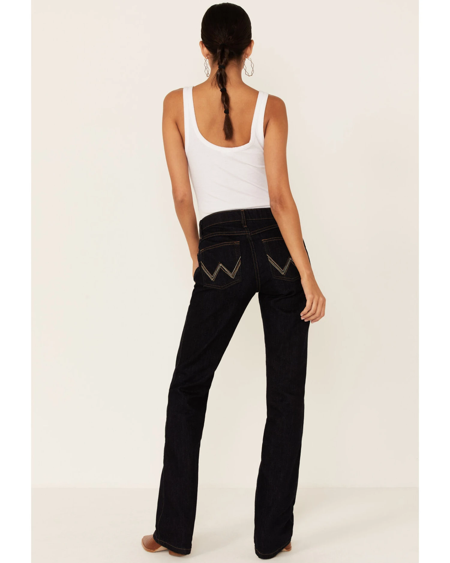 Wrangler Women's Dark Dynasty Ultimate Riding Q-Baby Jeans 7 Wrangler Women's Dark Dynasty Ultimate Riding Q-Baby Jeans - Image 7